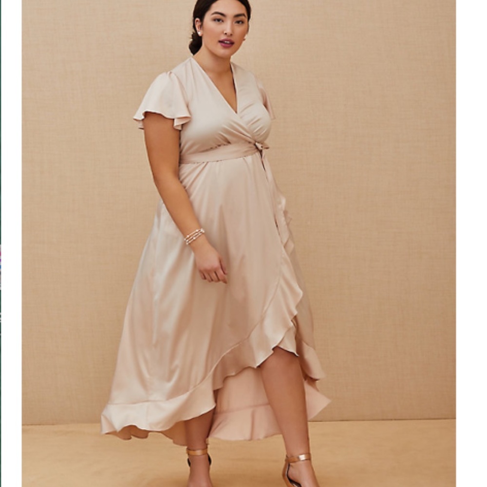 Torrid LIGHT PINK SATIN HI-LO FORMAL GOWN